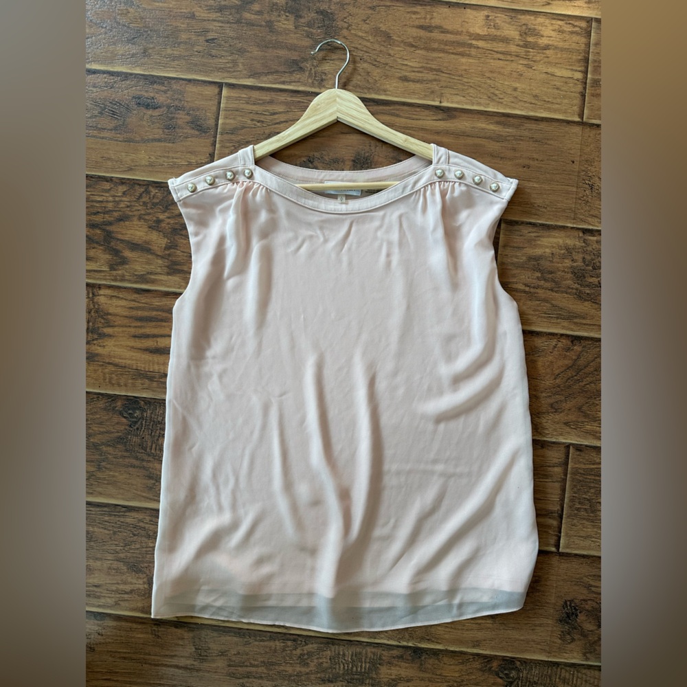 Elegant Calvin Klein Pearl-Embellished Blouse